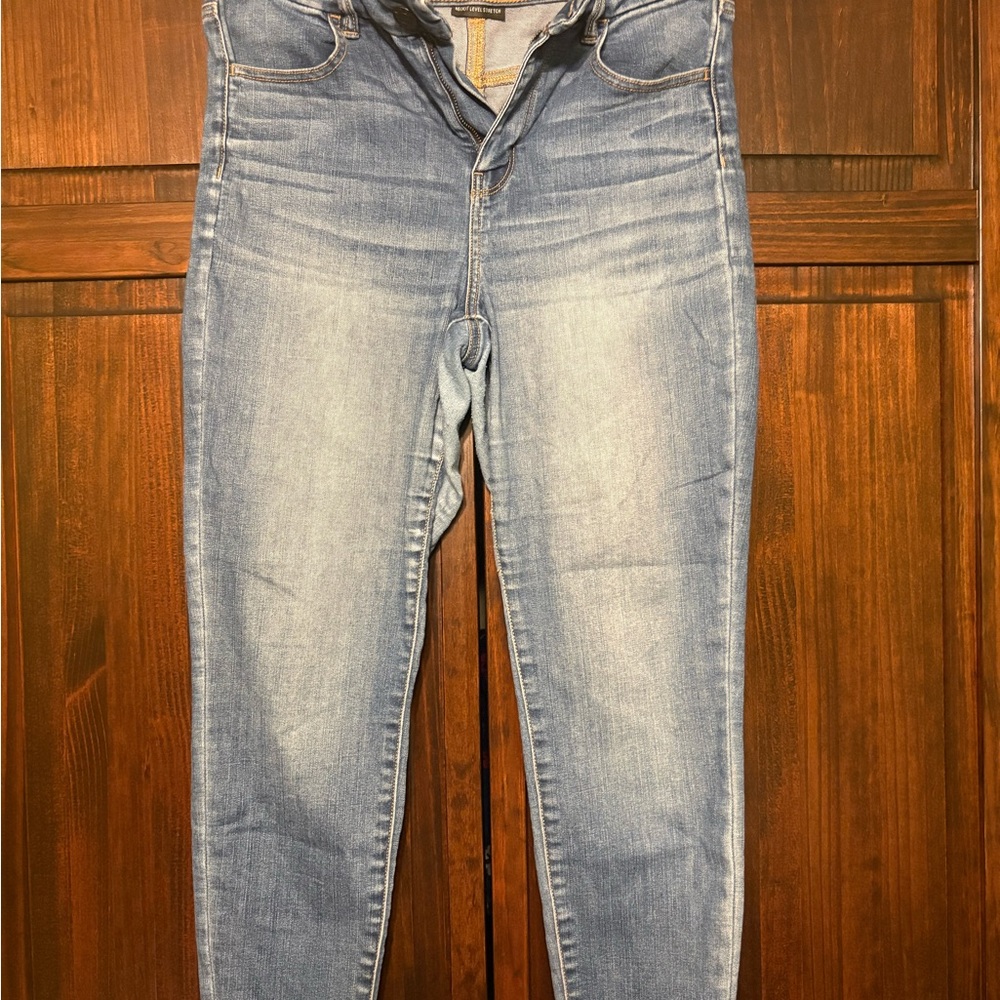 American Eagle Outfitters Light Blue Skinny Jeans